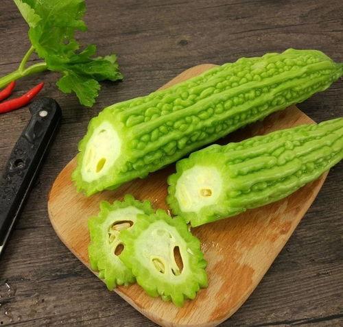 乌鲁木齐各种吃瓜,尽享西域美食盛宴